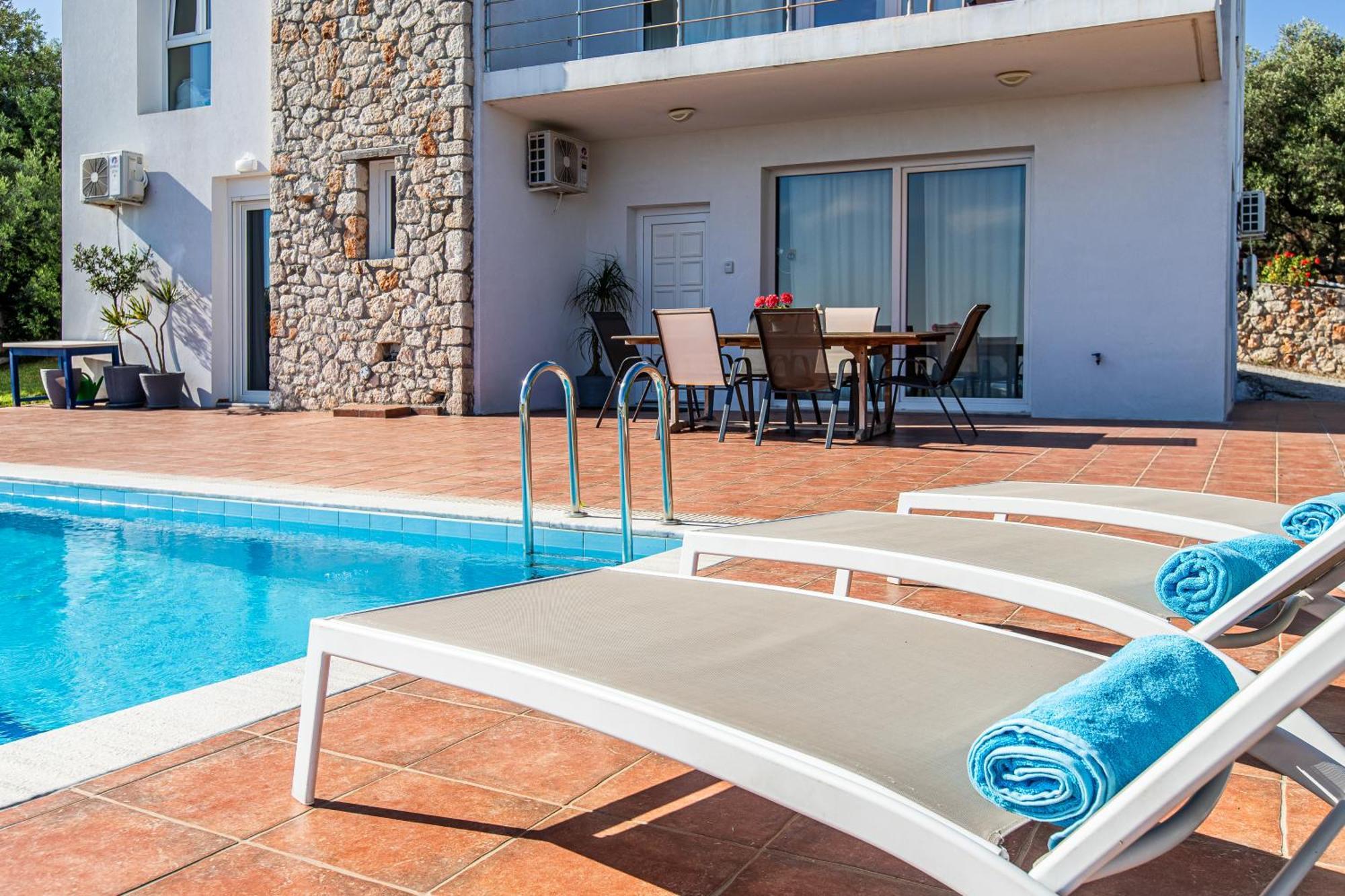 Dimitra Apartment With Private Pool And Sea View -The Ground Floor Of A Two Storey Building Δαράτσο Εξωτερικό φωτογραφία